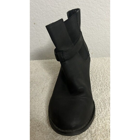 Diba Womens 6 1/2 Black Slip On 1" Heels and Ankle Boots with Buckle for looks - Picture 5 of 12